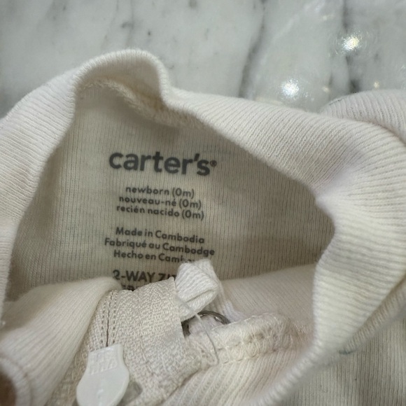 NEW Carter's Cream Baby Footie with Animal Print Newborn - Picture 4 of 4